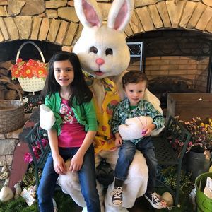 Meet your Posher, Joy